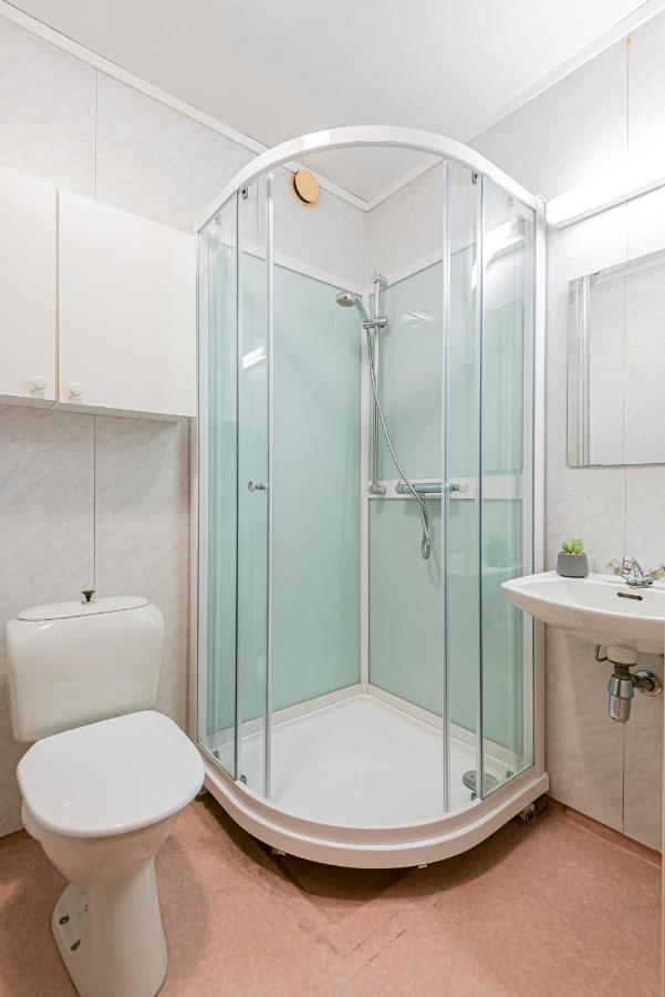 Hald Sommerhotell Mandal Buitenkant foto
