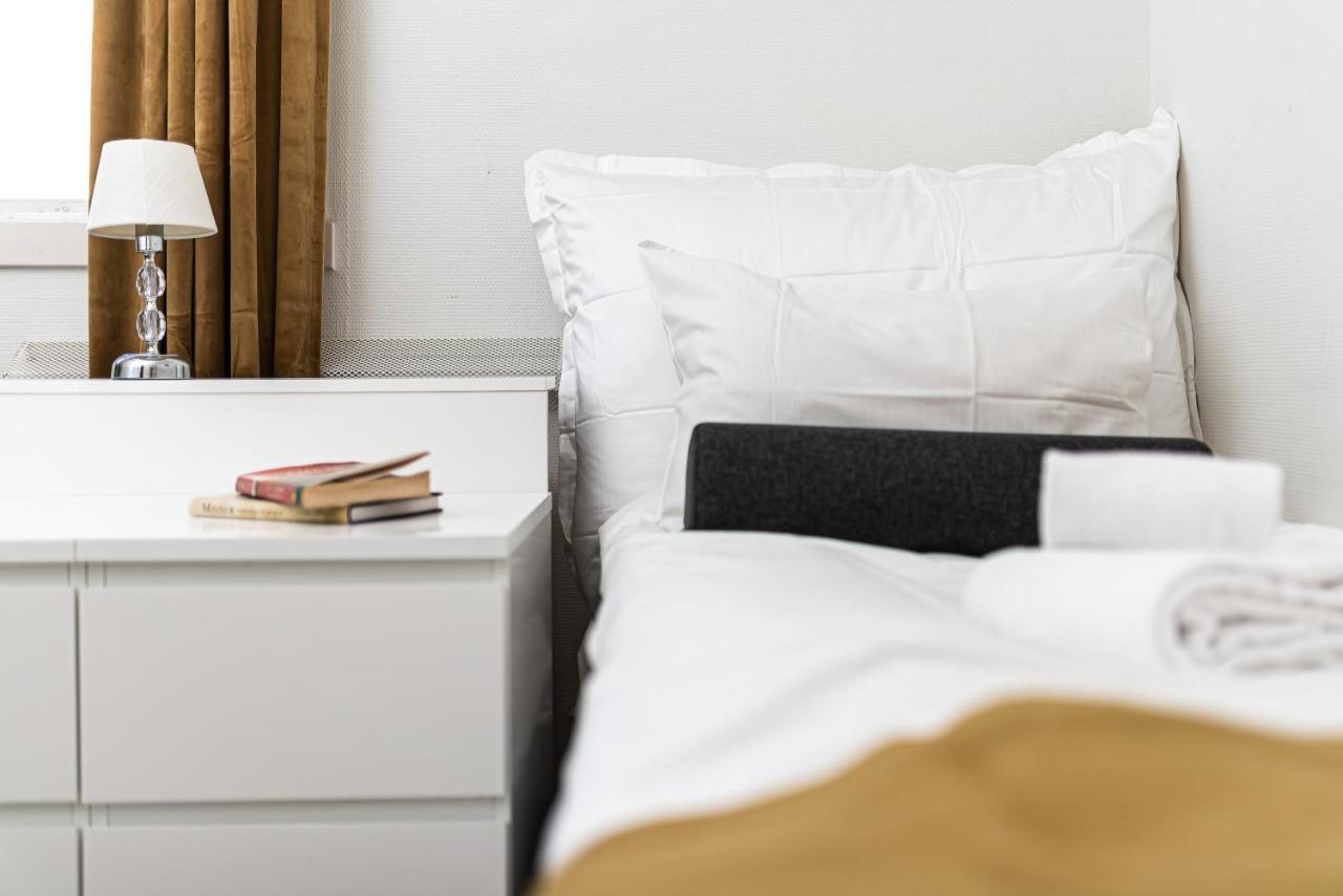 Hald Sommerhotell Mandal Buitenkant foto